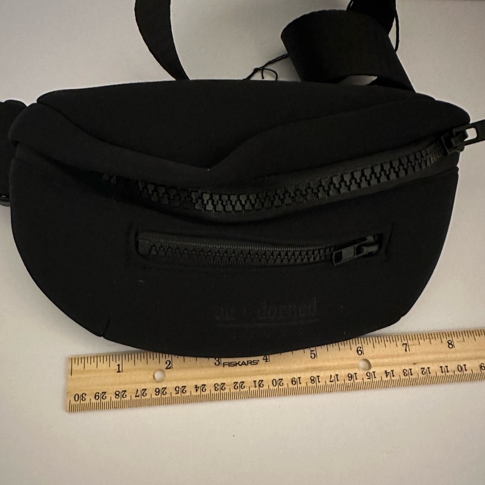 Brand New! Neoprene Black Waistpack/Crossbody